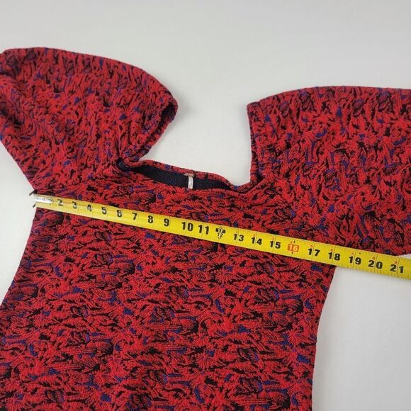 Free People Sunset Textured Puff Sleeves Cropped Top Womens size Large Boho - Picture 8 of 11